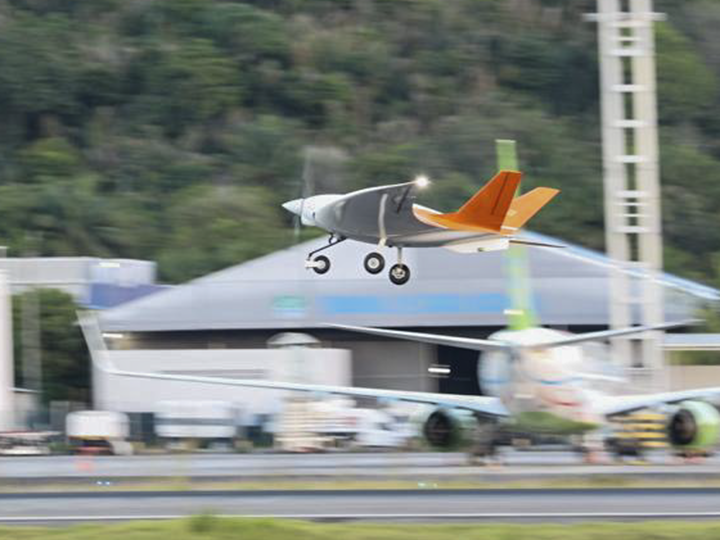 Austro at INOVAERO, Salvador Air Base
